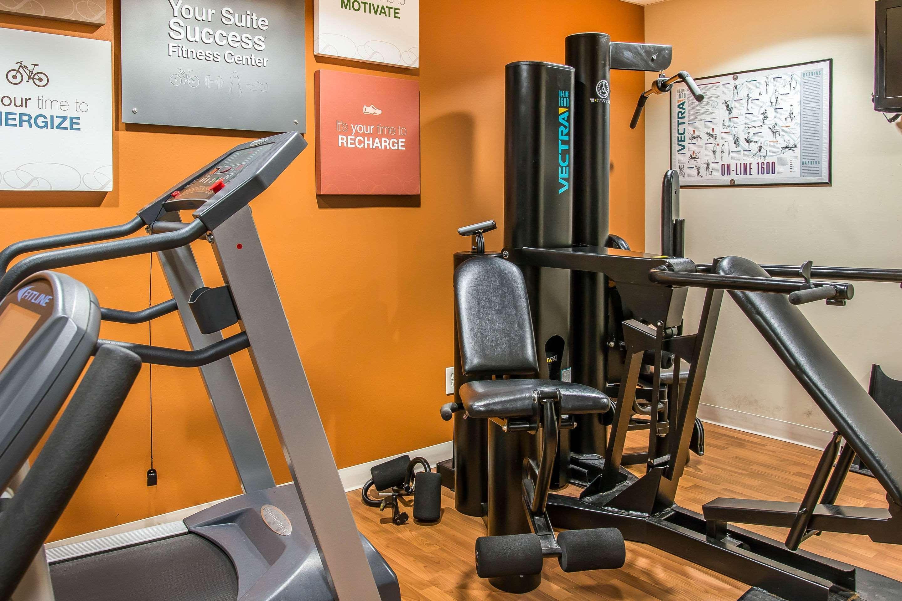 Comfort Suites Wixom Bagian luar foto